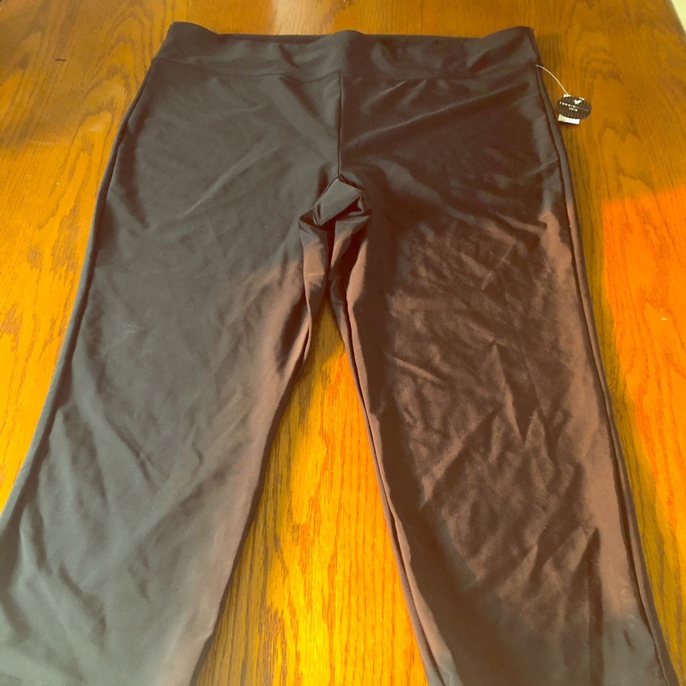 NWT* Swim Capris